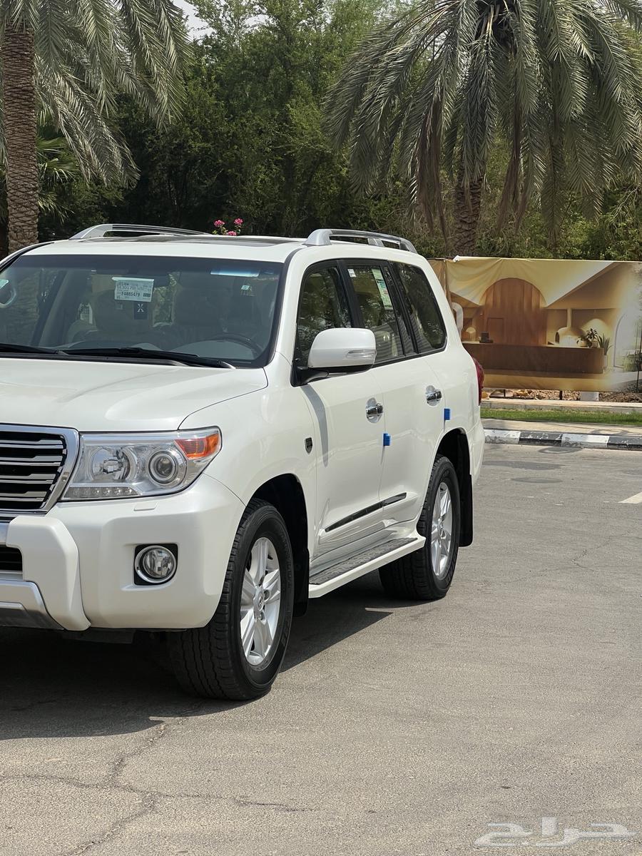 لاند كروزر GXR مخزن 2015 ستين عام64168730562307113