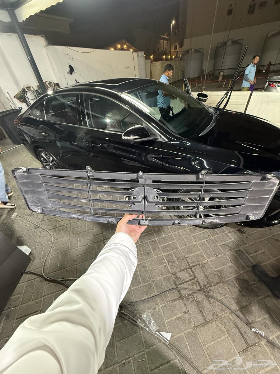 شبك أصلي أمامي انفينيتي G35   G37 من موديل 2008 الى 201164230761138946111