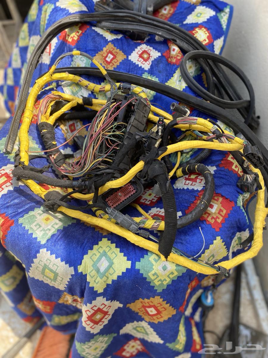 قطع فورد فكتوريا64244034211842111