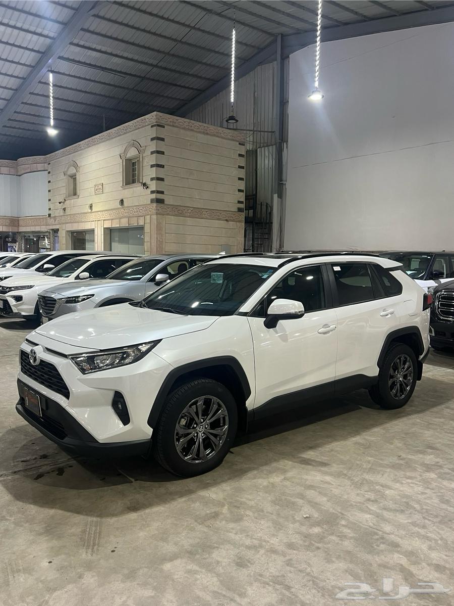 تويوتا راف فور 2023 فل كامل XLE بنزين شبه جديد64252122848129111