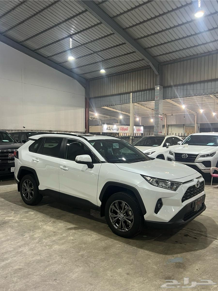 تويوتا راف فور 2023 فل كامل XLE بنزين شبه جديد64252122848129112