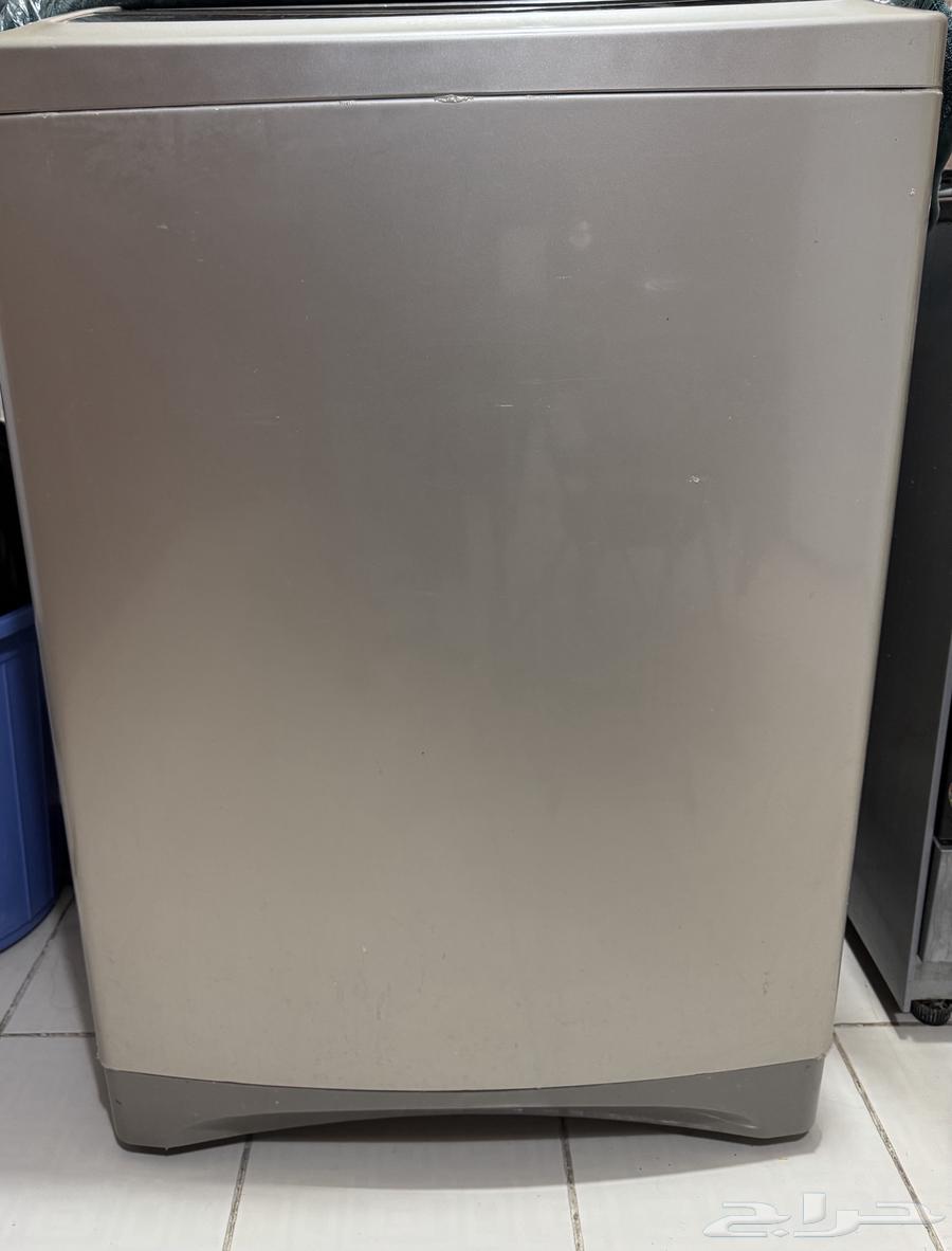 Automatic washing machine63969296113666112