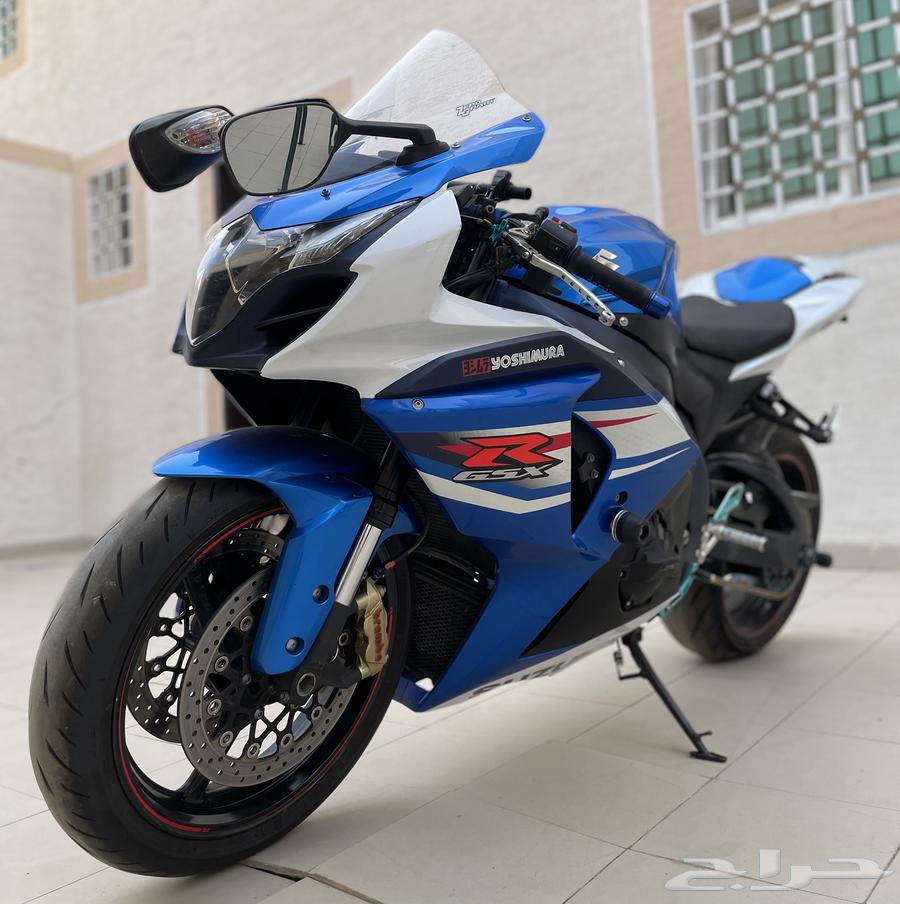 للبيع سوزوكي 1000cc موديل2013 كرت قمه في النظافة64244878595843110