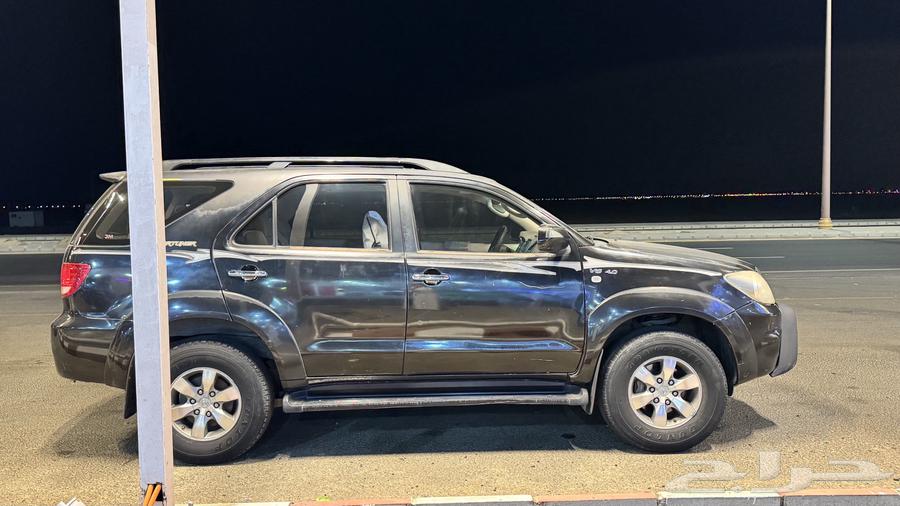 Fortuner car64250711552257112