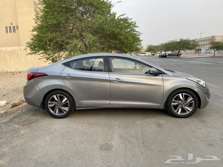 تم البيع الله يبارك للبائع وللمشتري64258498606467113