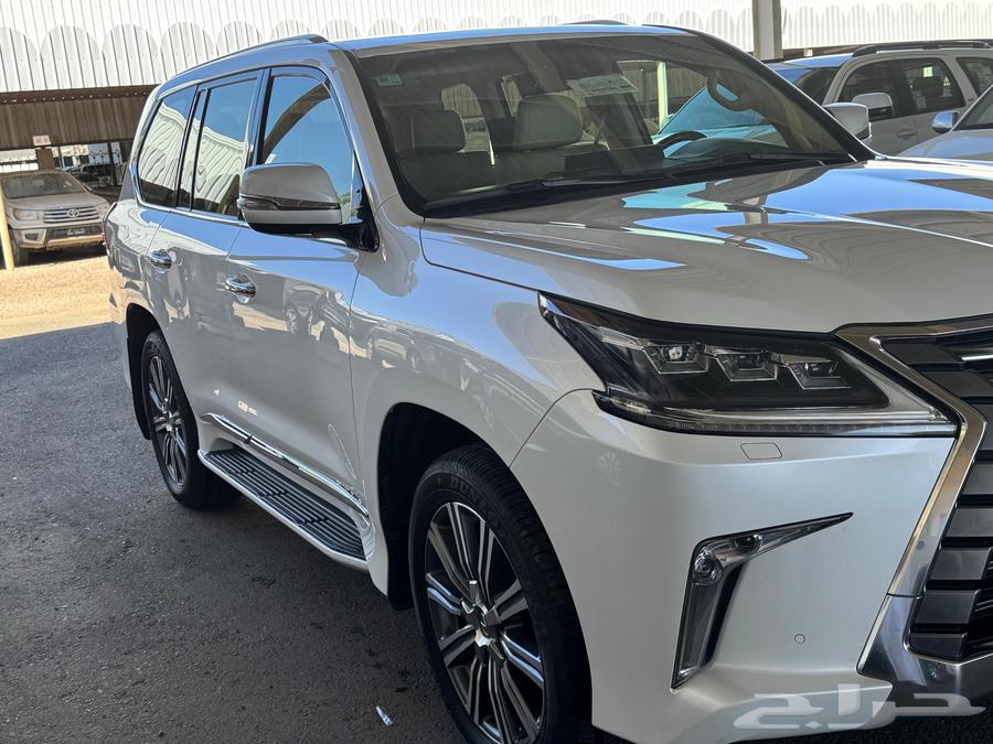 2017 Lexus, full option, Saudi version64252122779777111