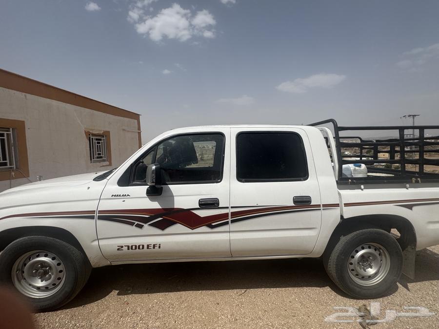 HiLux 2005 half option for sale64253539204098113