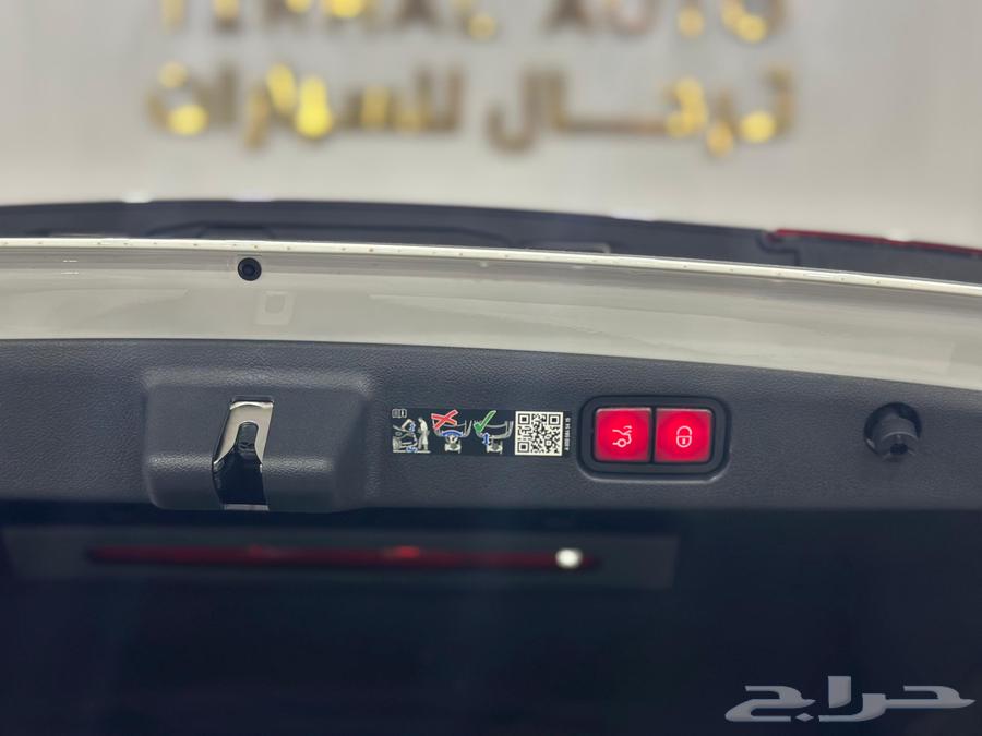 Mercedes E200 2025 and 2024 Imported from Korea Top Line64243632544515111