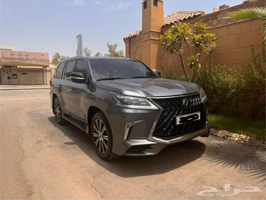 Lexus Sport SUV, 151k, first owner64252442366593110