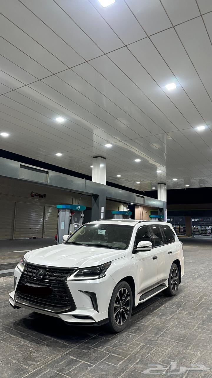 جيب لكزس64230242865793110