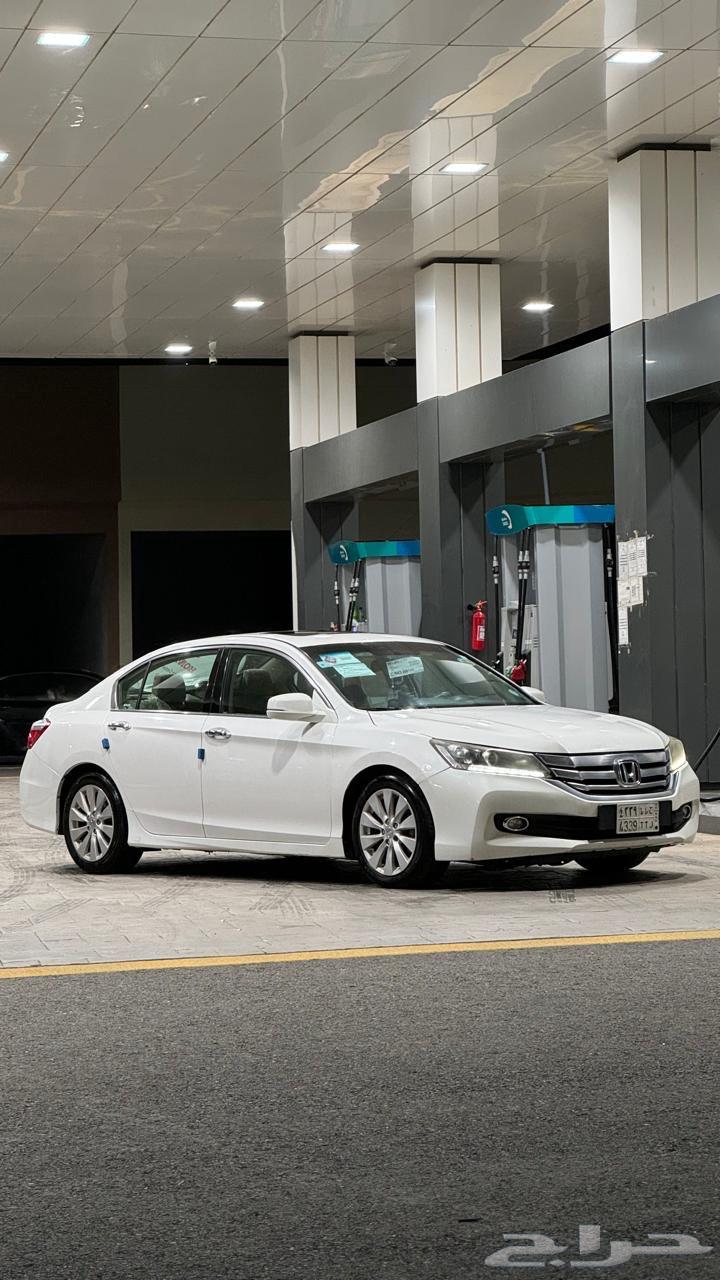 2015 Accord fully loaded64256552304003110