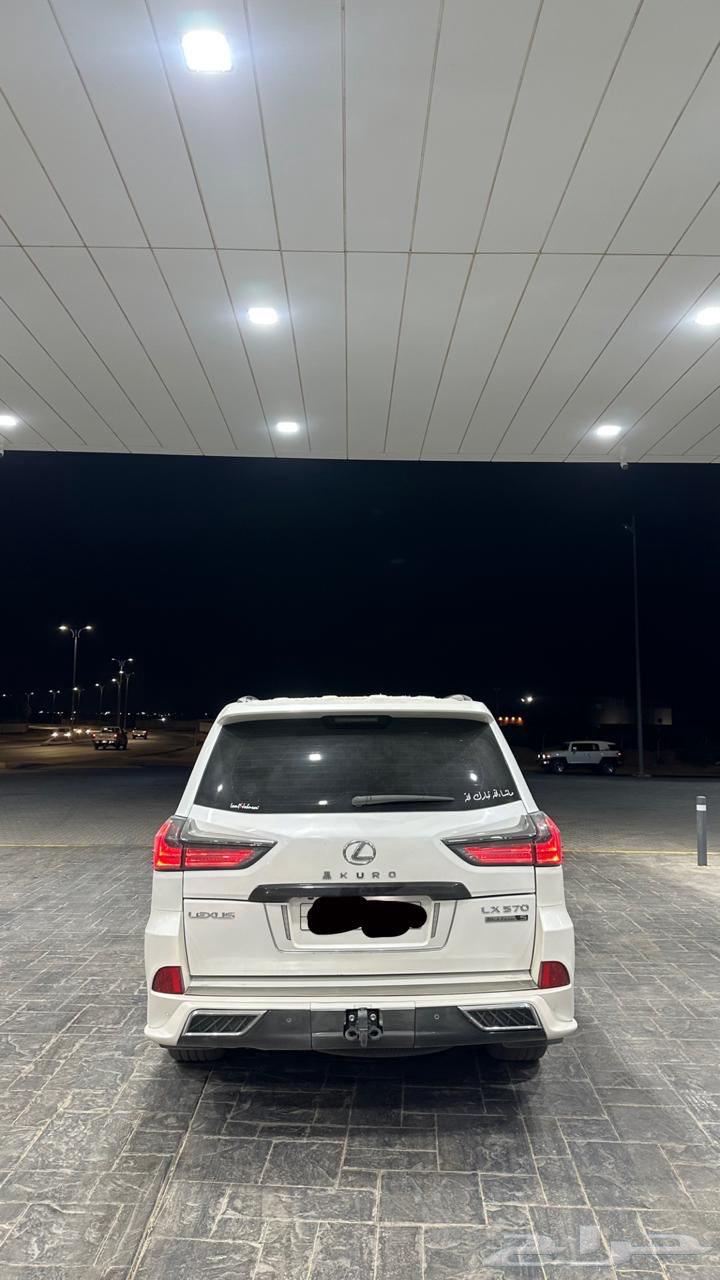 جيب لكزس64230242865793114