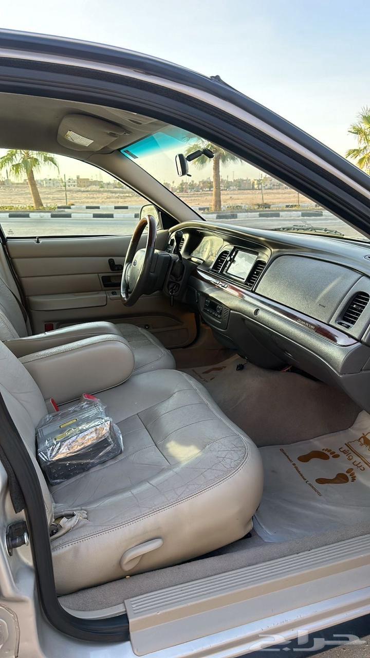 للبيع فورد فكتوريا64251837889025113