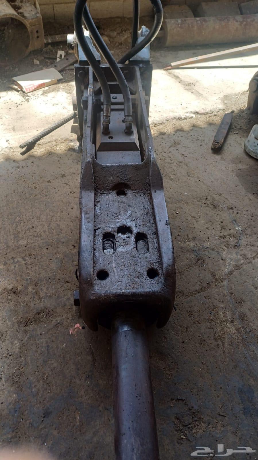 Susan-made size 15 grinder, clean and organized64240348524419112