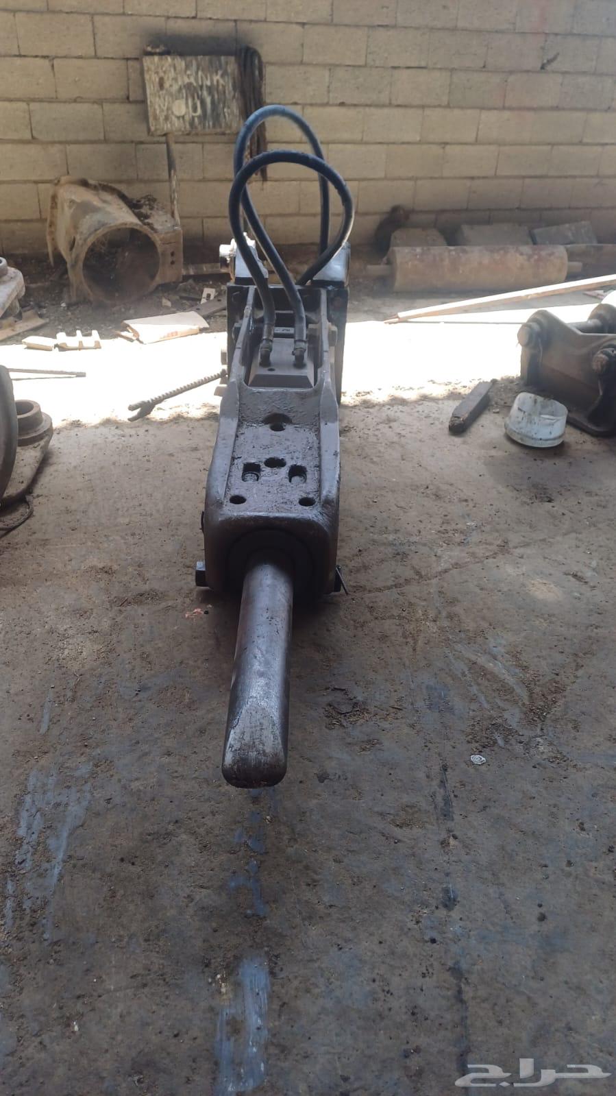 Susan-made size 15 grinder, clean and organized64240348524419110