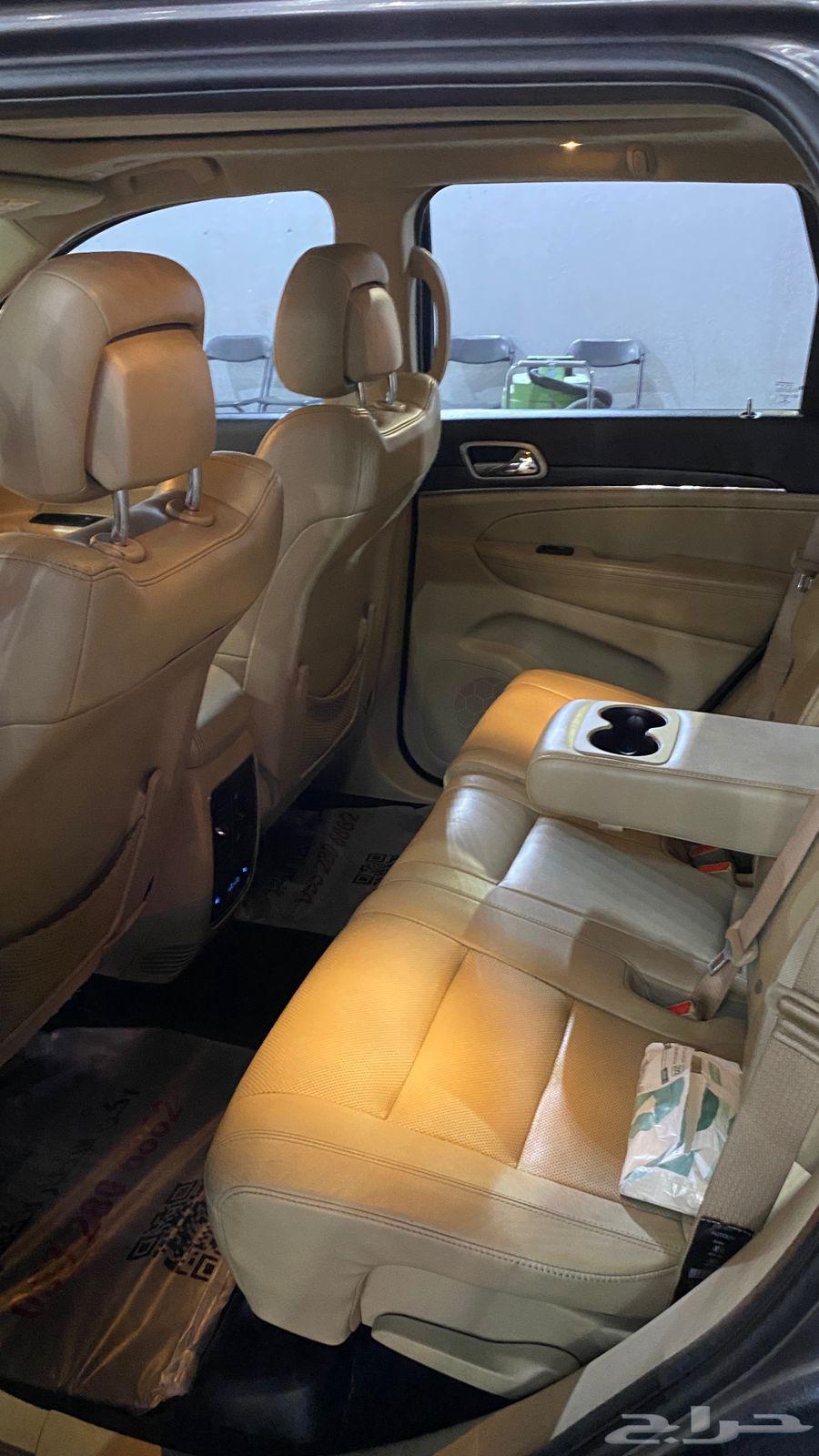 سيارة جيب64255001004034110