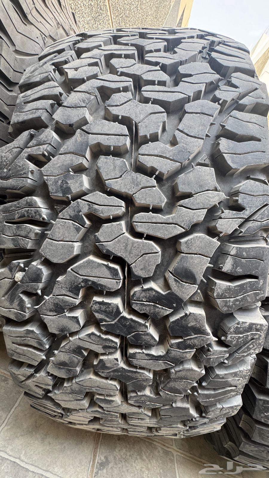 كفرات بي اف قودرتش نص حجري 17 شبه جديده64247450018050114