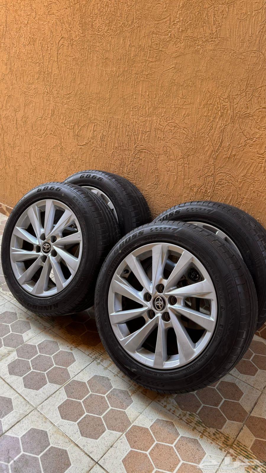 جنوط كامري 2024 مع الكفرات نظيفه64258008378498111