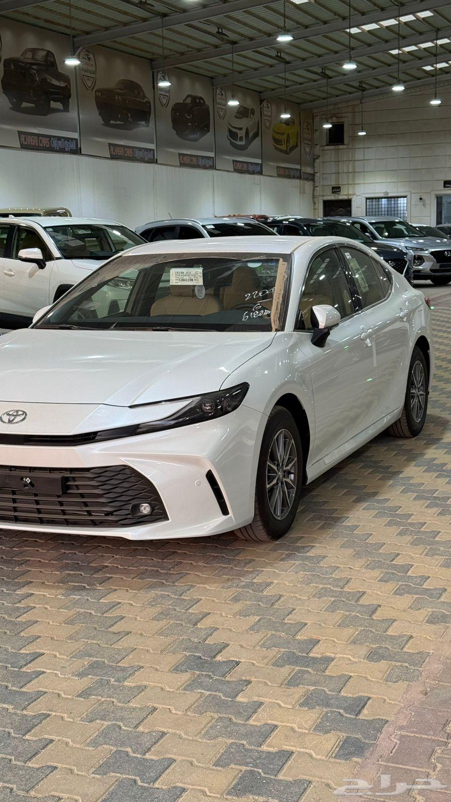 تويوتا كامري E بنزين موديل 2025 سعودي64234394242434111