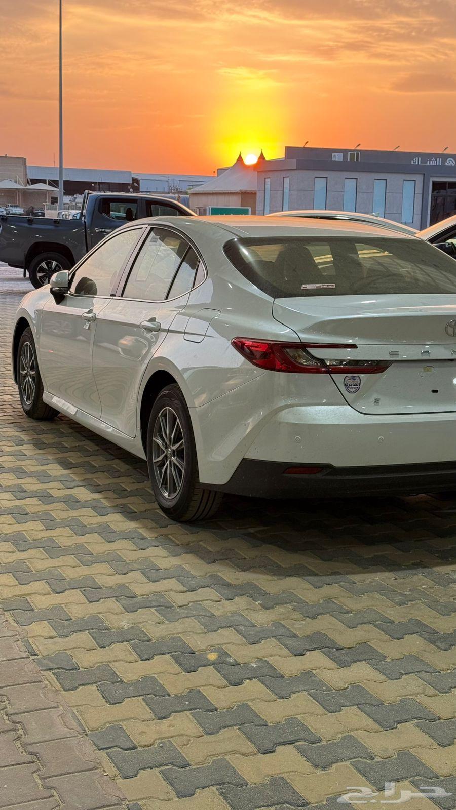 تويوتا كامري E بنزين موديل 2025 سعودي64234394242434114