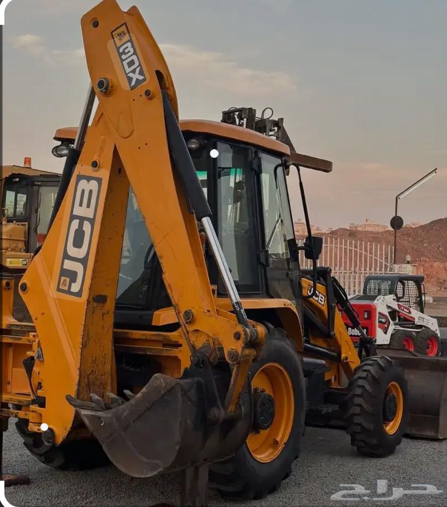 مطلوب عرجا جي سي بي بريطاني64230585066498110