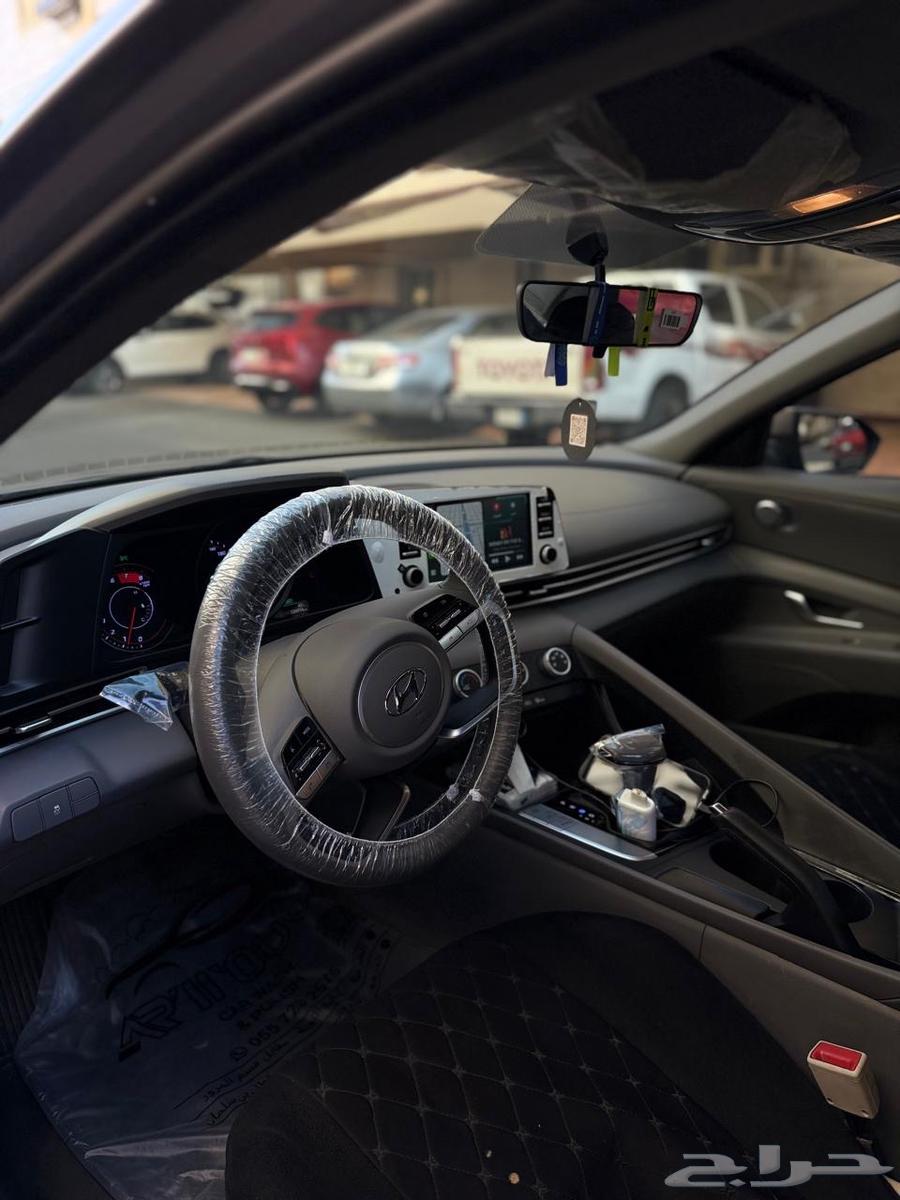 للبيع هونداي النترا 2023 سمارت64236416825987113