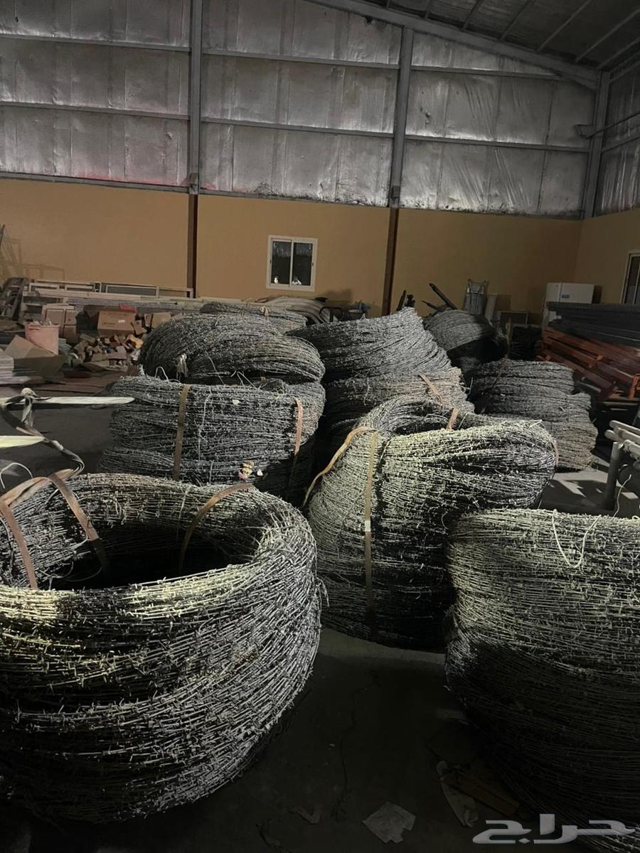 للبيع شبك شائك مبروم64239640100355114