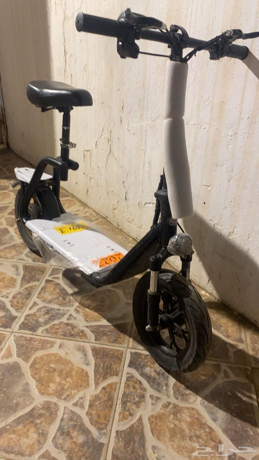 Abusalah scooter for urgent sale63984813552513114