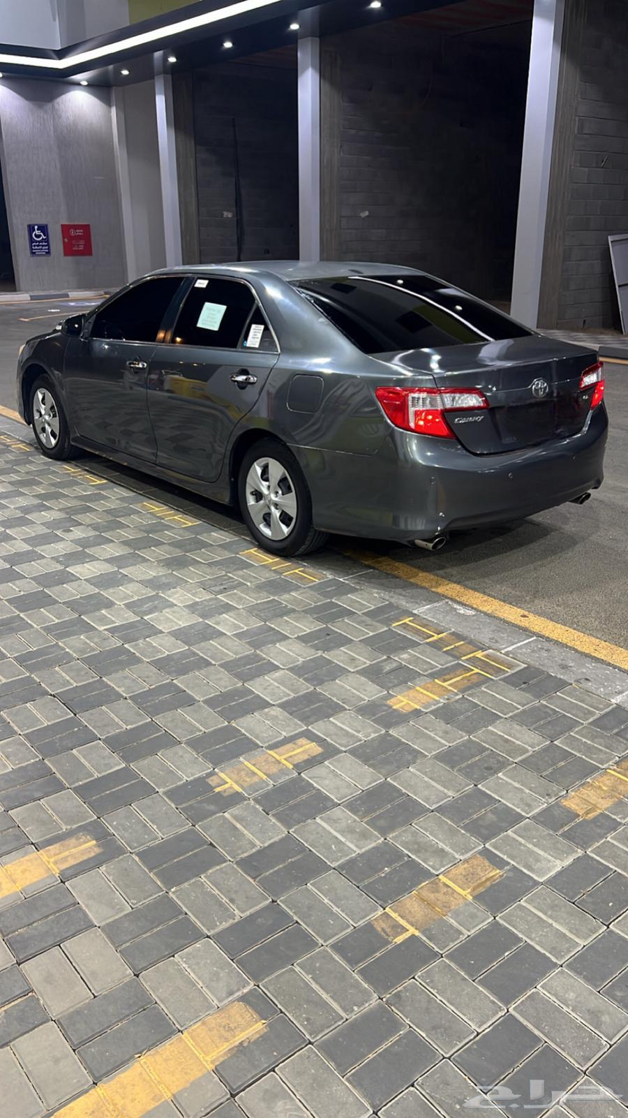 كامري 12 للبدل او للبيع64264054865538110