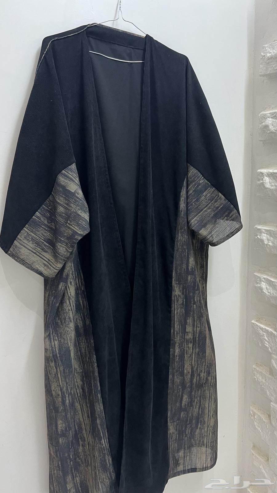 Abaya for sale, purchase price 400, selling price 200 and negotiable63994943836929110