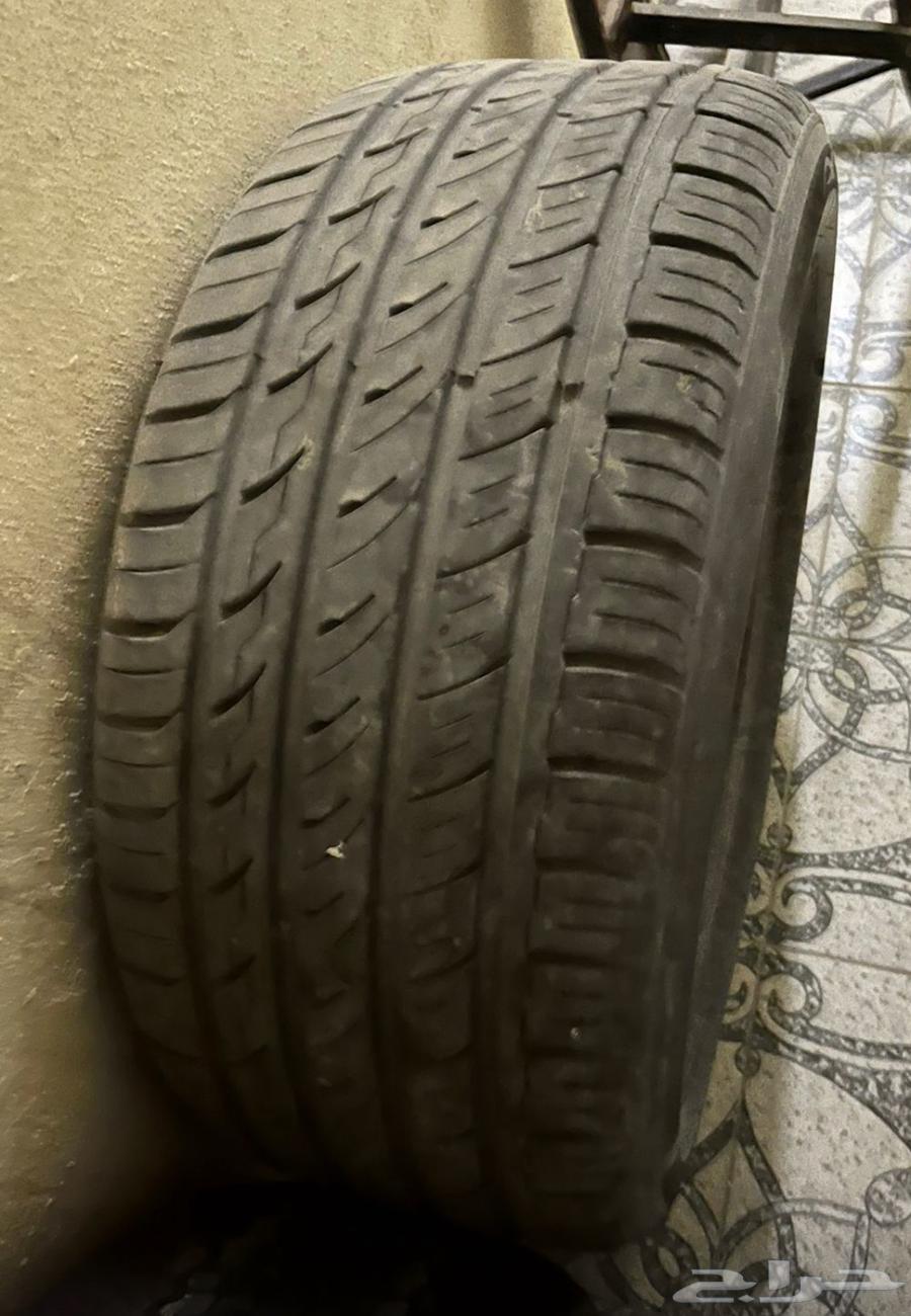 عدد 3 كفرات مقاس 285 50 20 ( مجانا )64261962918147111