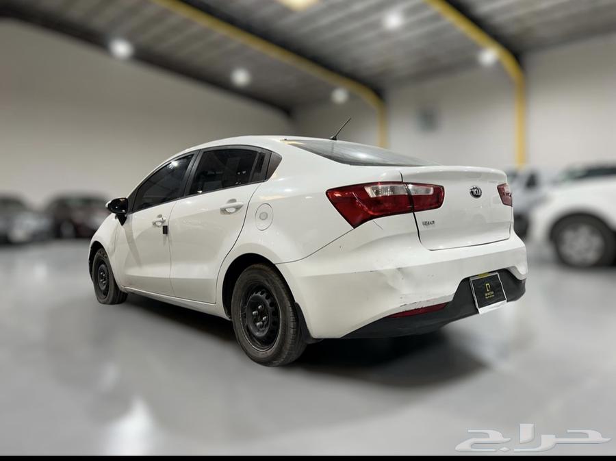 Kia Rio 201763654637915778114