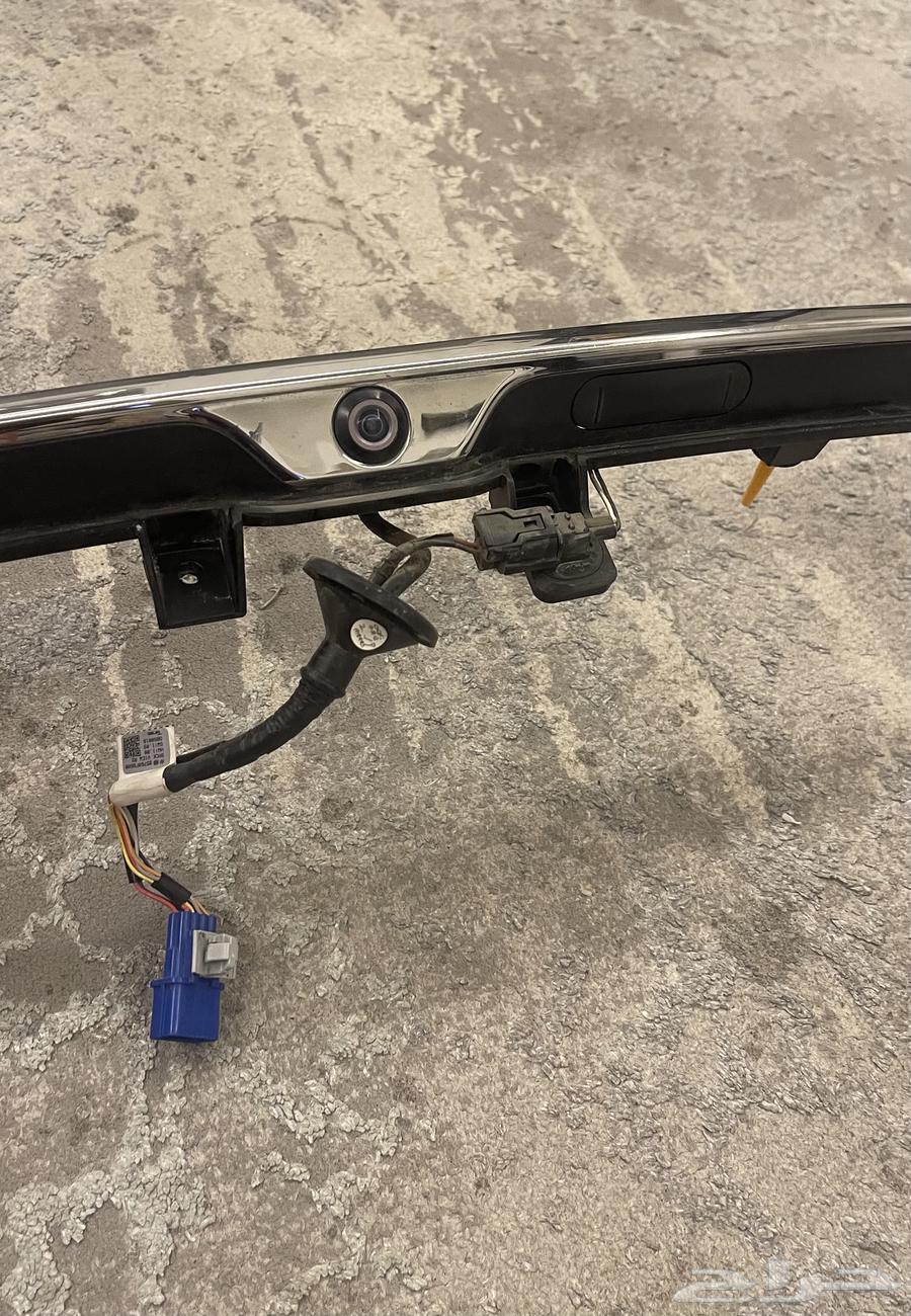 زيق شنطة خلفية مع الكميرا وزر فتح الشنطة والزيق64261467139842110