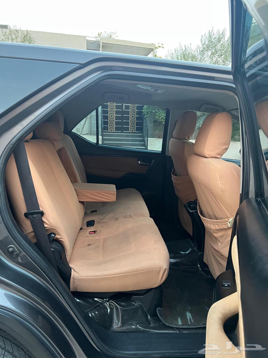 سيارة فورشنر 201664272310014850112