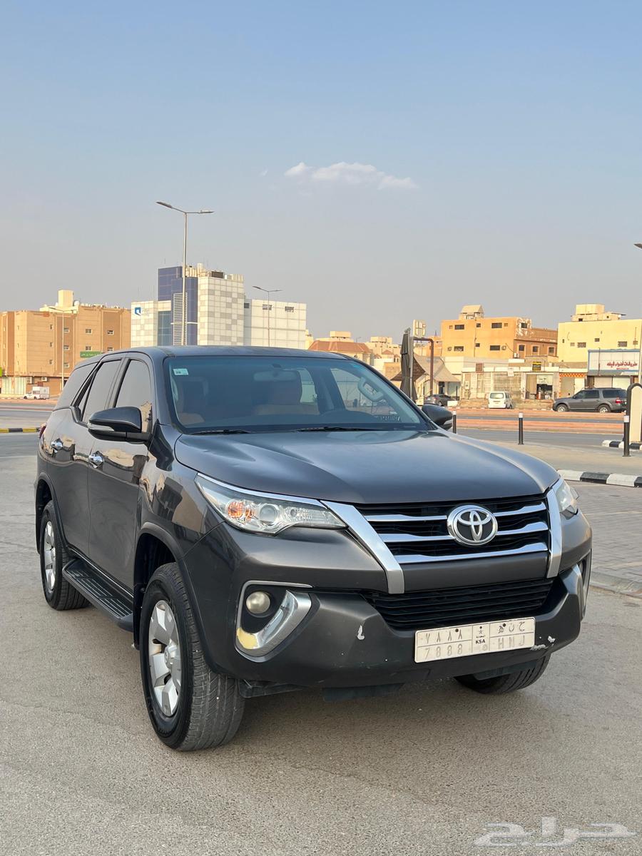 سيارة فورشنر 201664272310014850113