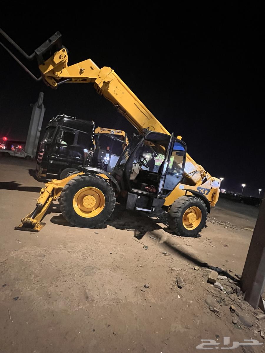 Telescopic forklifts available for monthly, daily, and annual rental with complete safety system64272109299970110