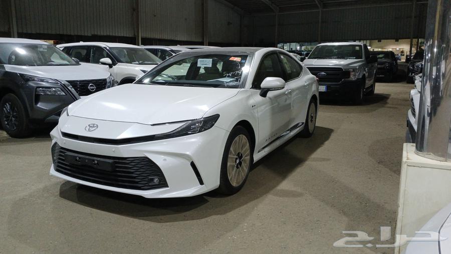 تويوتا كامري LE هايبرد 2025 جديدة64263475169153110