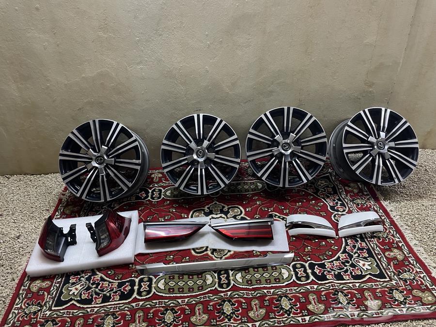 للبيع جنوط لكزاس وكاله واسطبات وكاله وشبك امامي64272289575171110