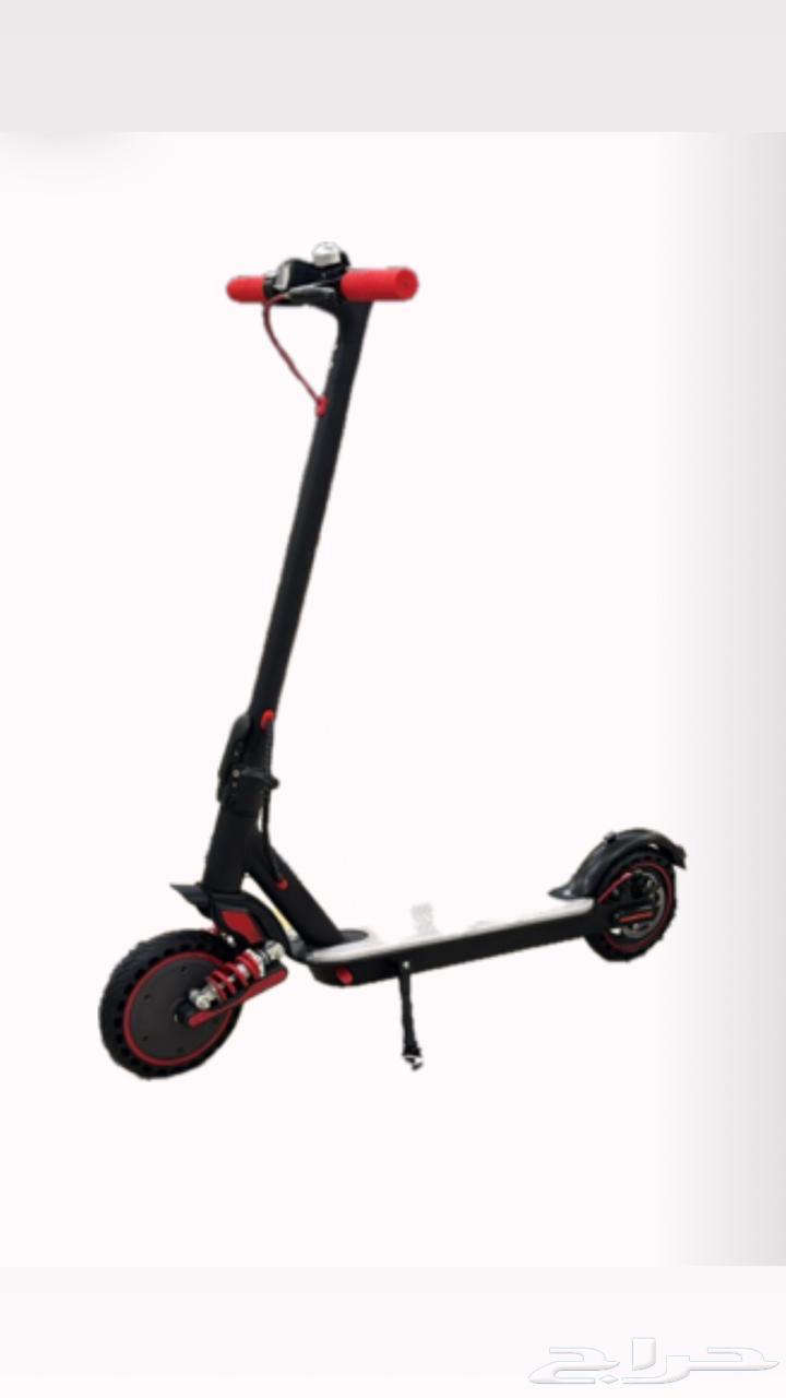 Large electric scooter63984813507969110