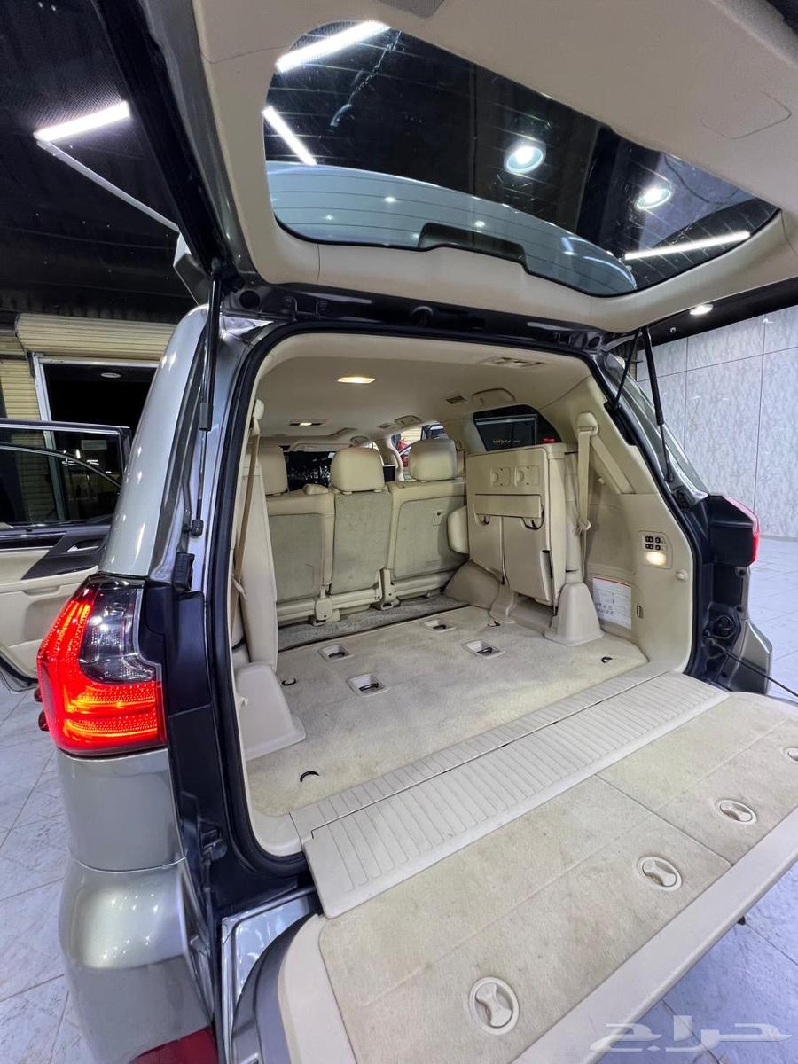 Lexus 2019 with low mileage64262479262979112