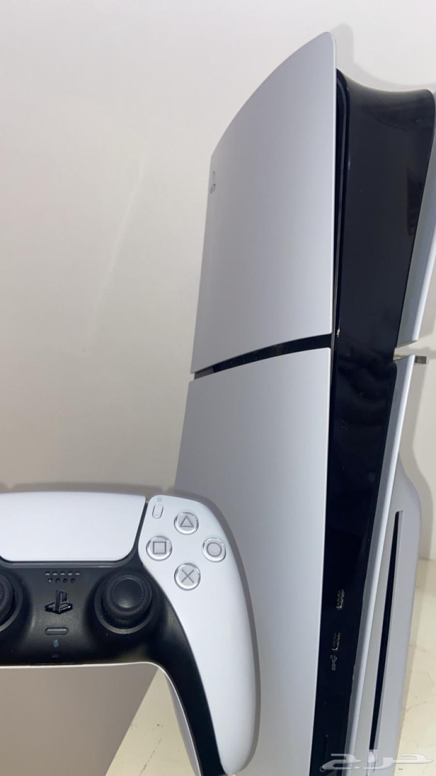 PlayStation 5 Slim (With Disc)64010323543553110