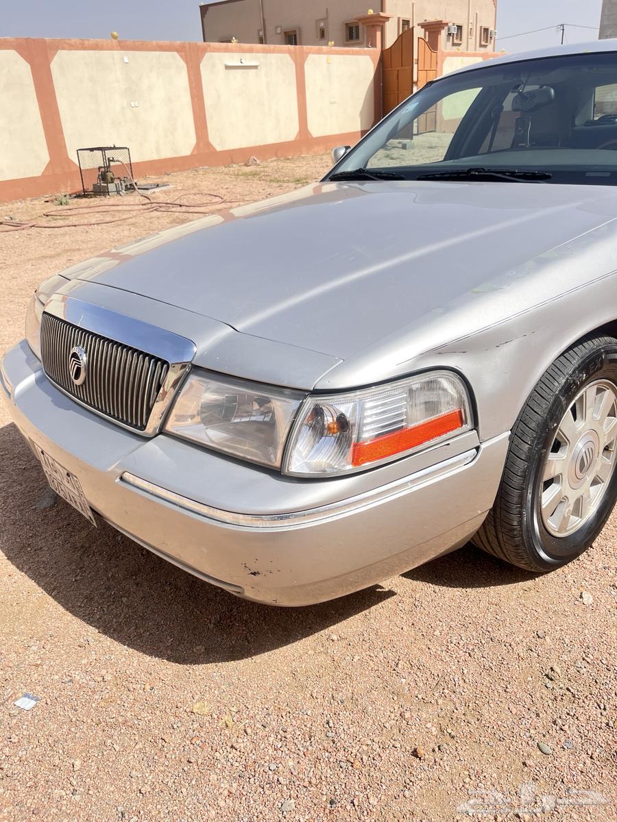 Ford Marquis64101909882625114