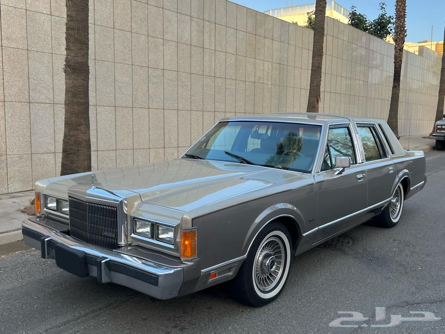 Lincoln Town Car Cartier 198964304100593793110