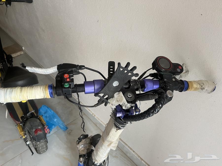 Monster scooter. New but the dynamo is broken64010209004033111