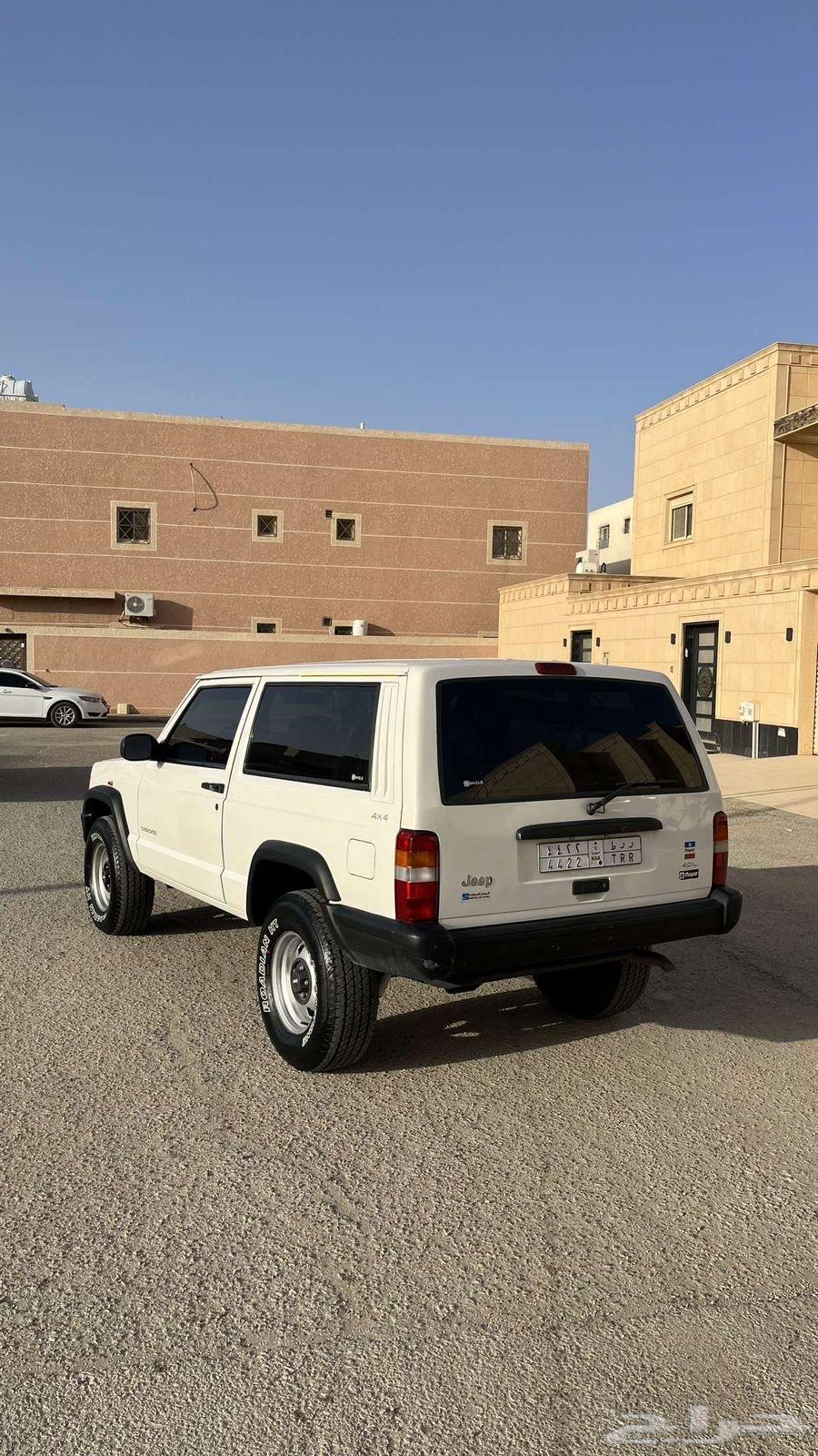 جيب شيروكي 99 باب واحد64301999688067113