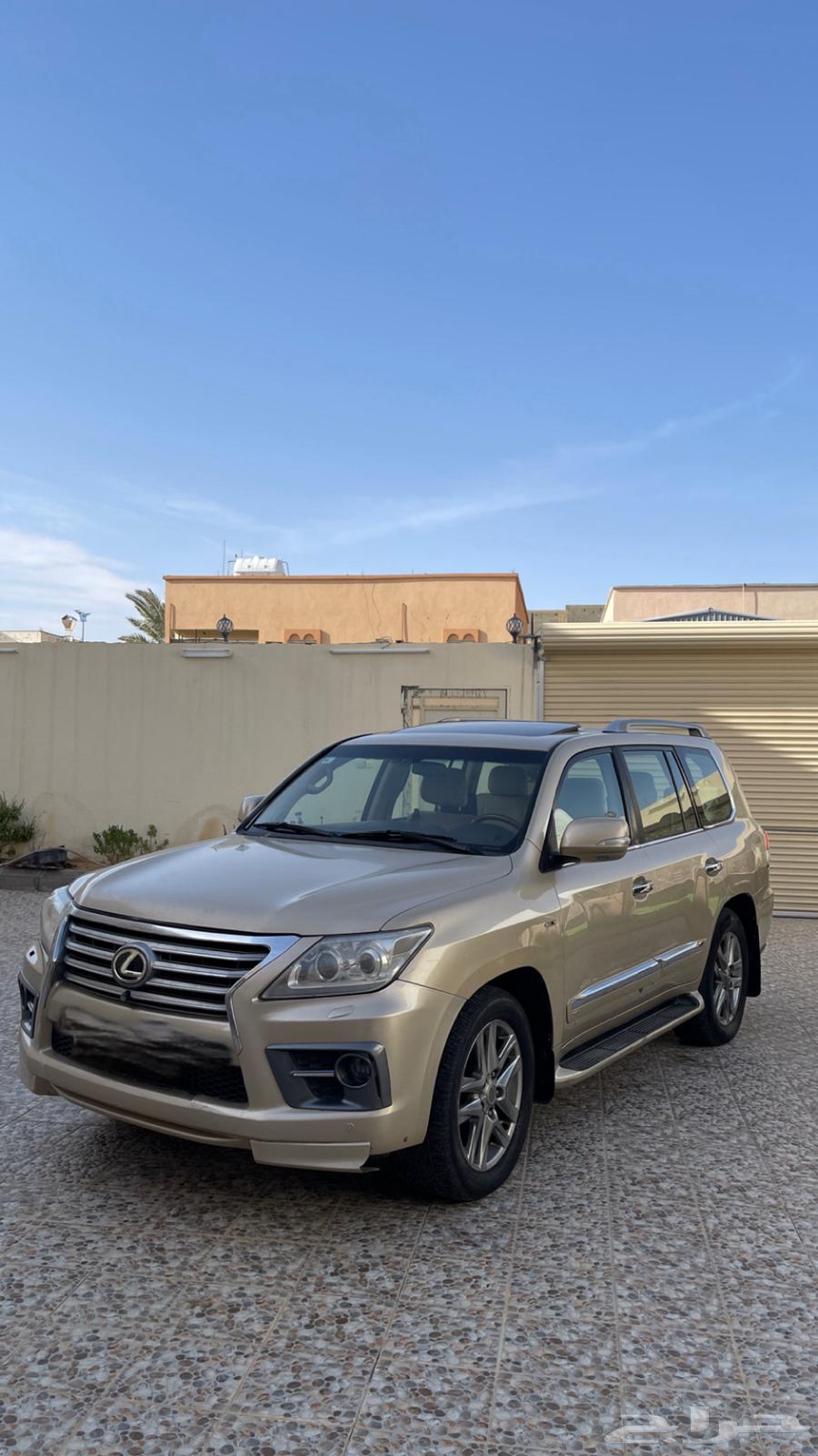 Lexus SUV 201064314384963843114
