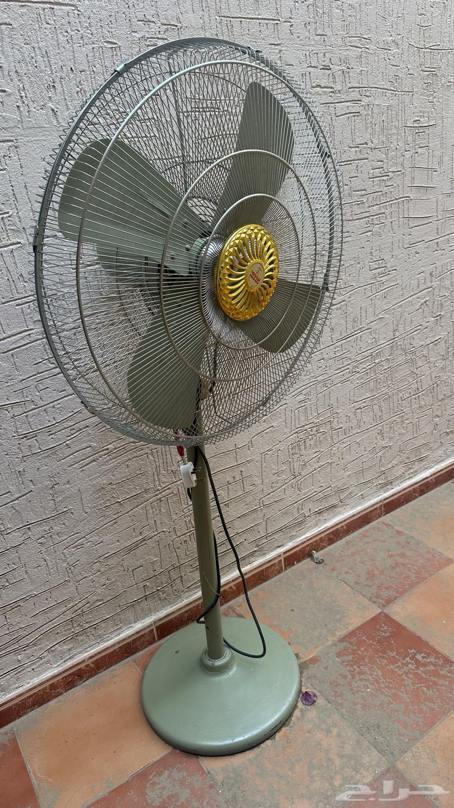 مروحه صناعه باكستاني   مروحه ابيض صغير64310750088450110