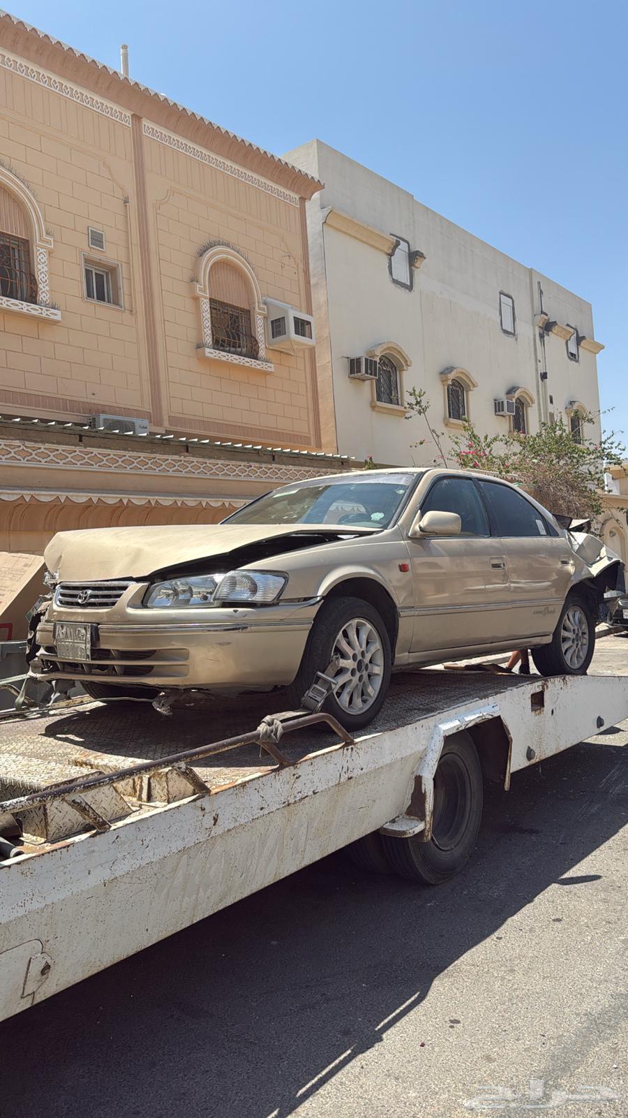 For sale Camry for parts or salvage, accident vehicle64304958461058114
