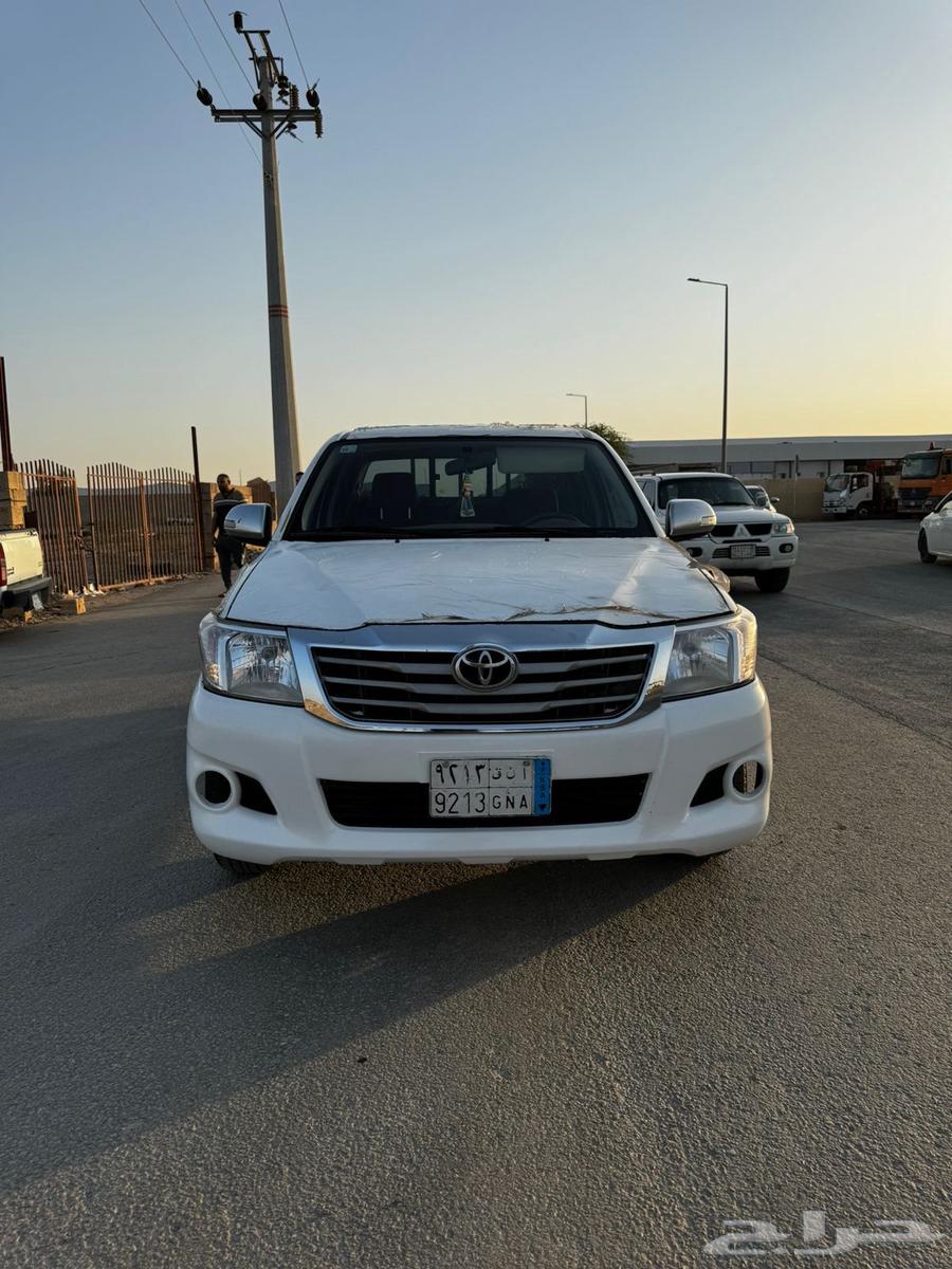 هيلوكس للبيع64315223944578112