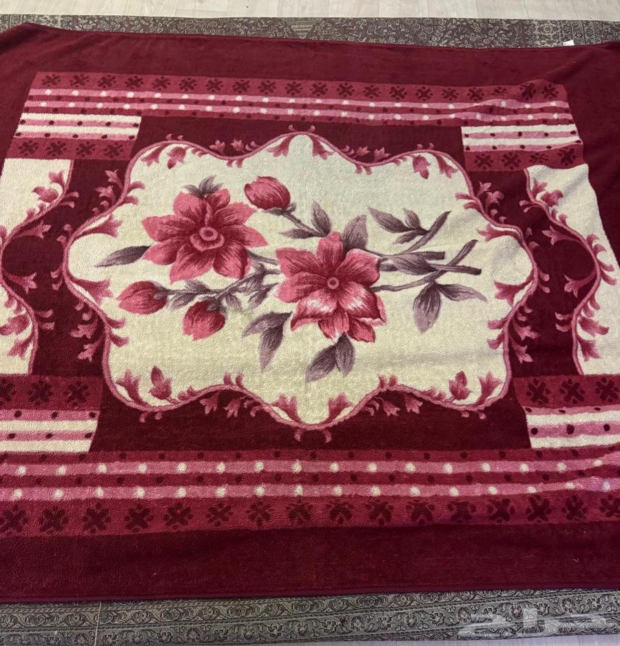 Clean, almost new blankets, one for 50 riyals and we don't argue about the price63900374657922111